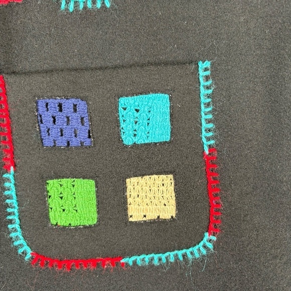 Unique Women's VNTG Allure Color Patchwork Wool Blend Black Vest Size Large - Picture 2 of 10